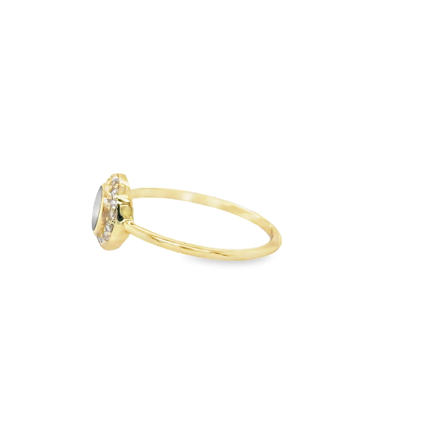 14KT YELLOW GOLD MOTHER OF PEARL RING WITH DIAMONDS