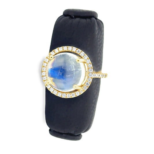 14KT YELLOW GOLD RAINBOW MOONSTONE AND DIAMONDS RING