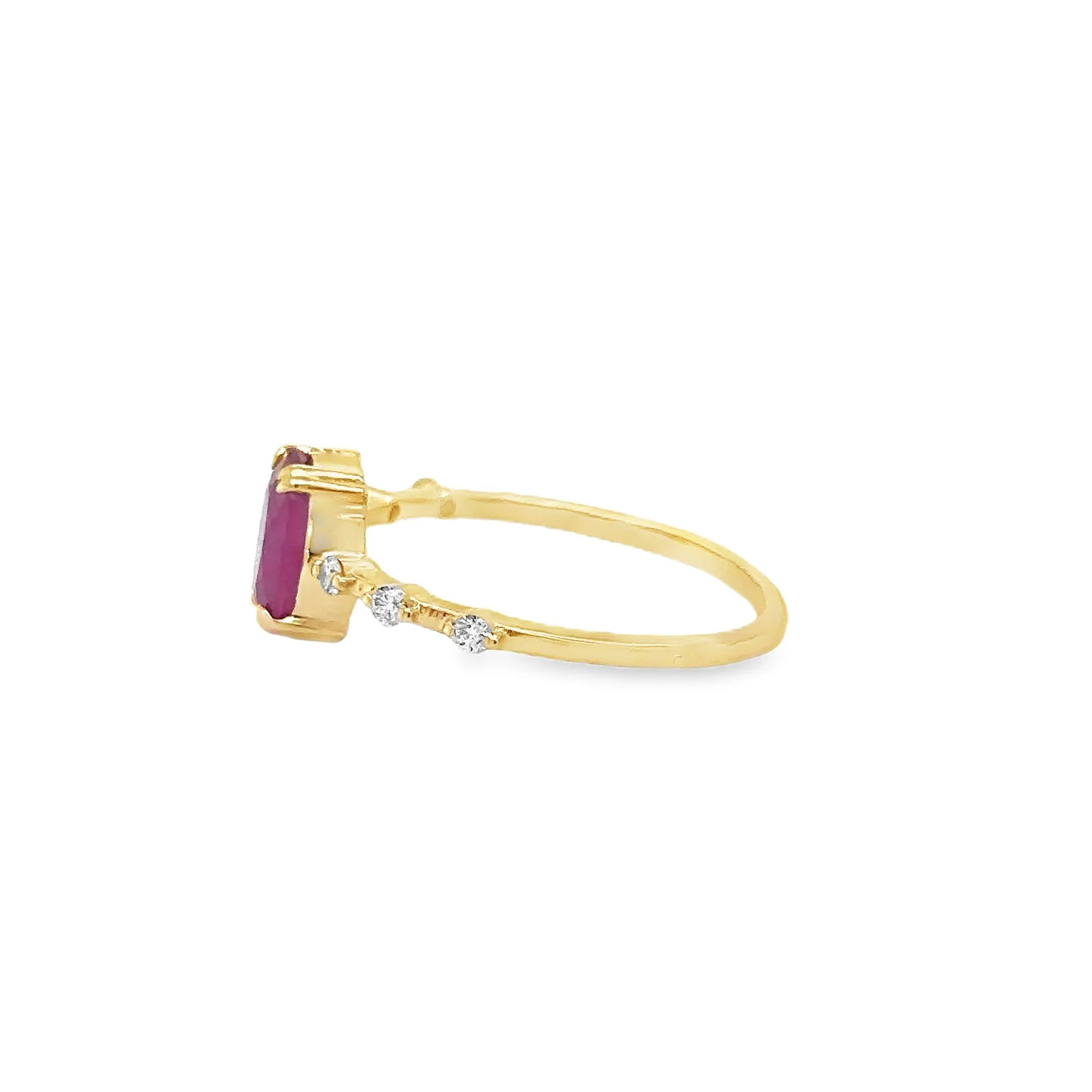14KT YELLOW GOLD RUBY AND DIAMONDS RING