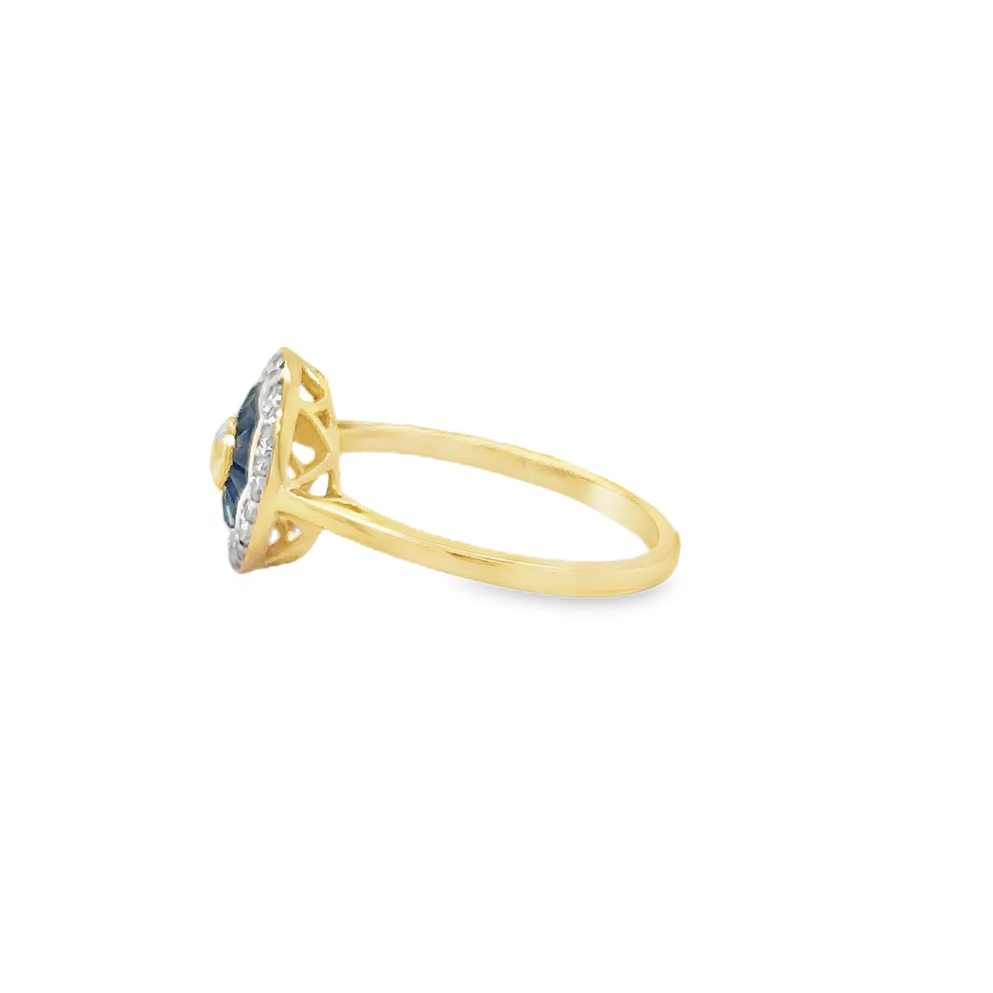 14KT YELLOW GOLD SAPPHIRE AND DIAMONDS RING