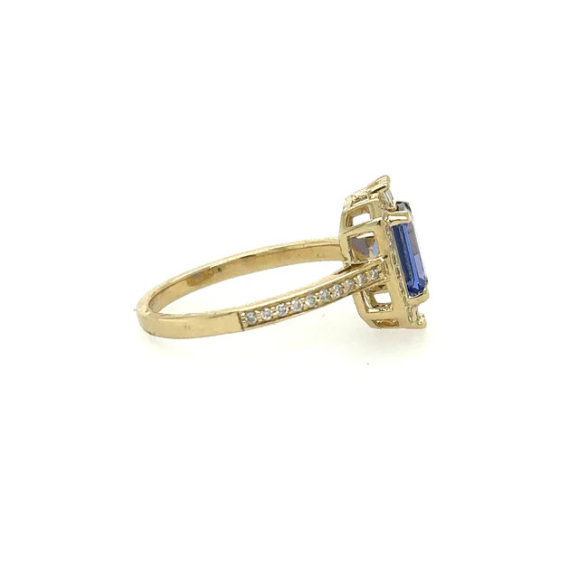 14KT YELLOW GOLD TANZANITE EMERALD CUT RING WITH DIAMONDS