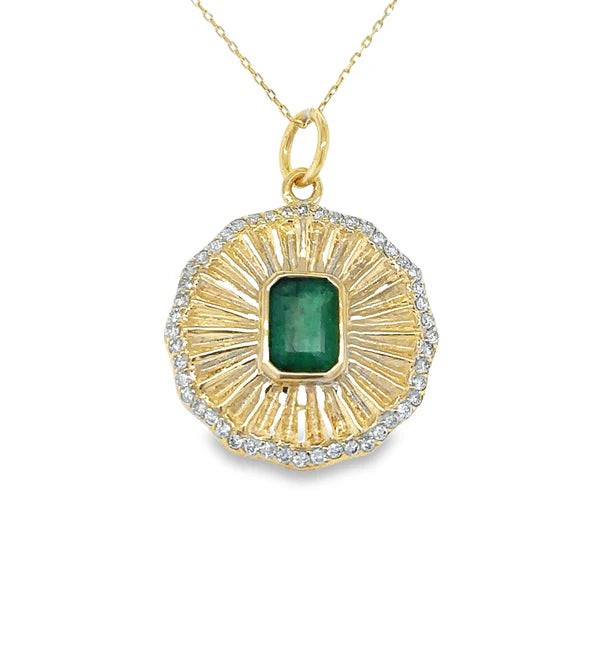 14KT YELLOW GOLD EMERALD AND DIAMONDS PENDANT
