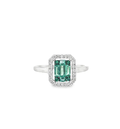 18KT WHITE GOLD EMERALD AND DIAMONDS RING