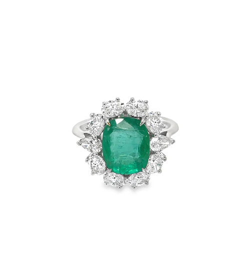 18KT WHITE GOLD EMERALD AND DIAMONDS RING