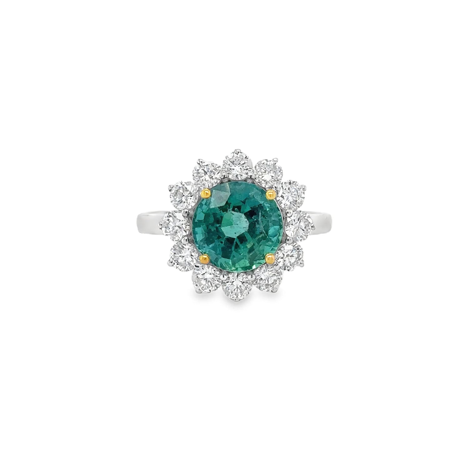 18KT WHITE GOLD EMERALD AND DIAMONDS RING