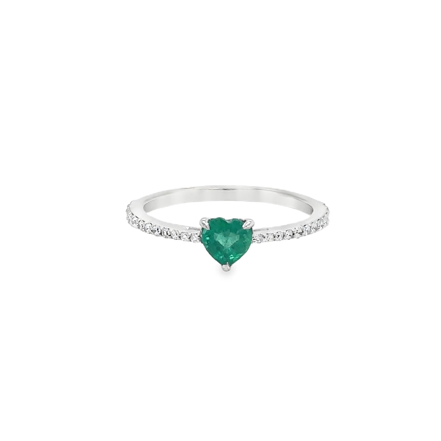 18KT WHITE GOLD HEART SHAPED EMERALD DIAMOND RING
