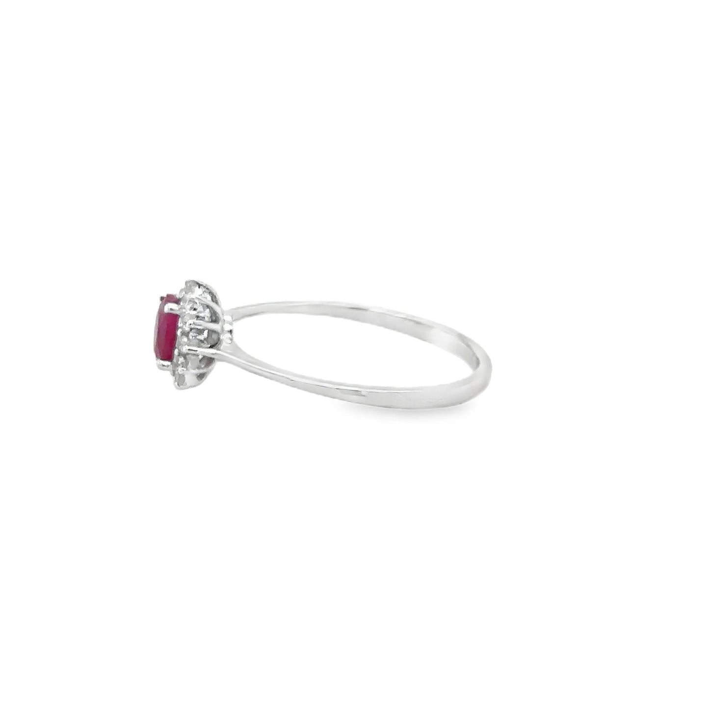 18KT WHITE GOLD RUBY AND DIAMONDS RING