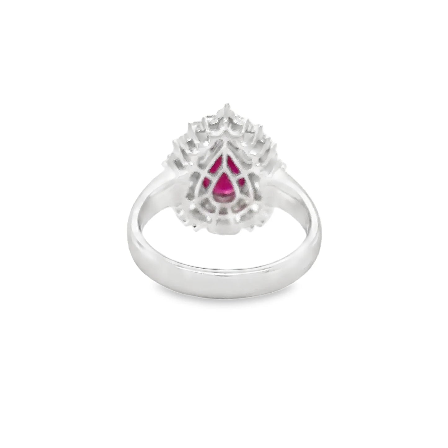 18KT WHITE GOLD RUBY AND DIAMONDS RING