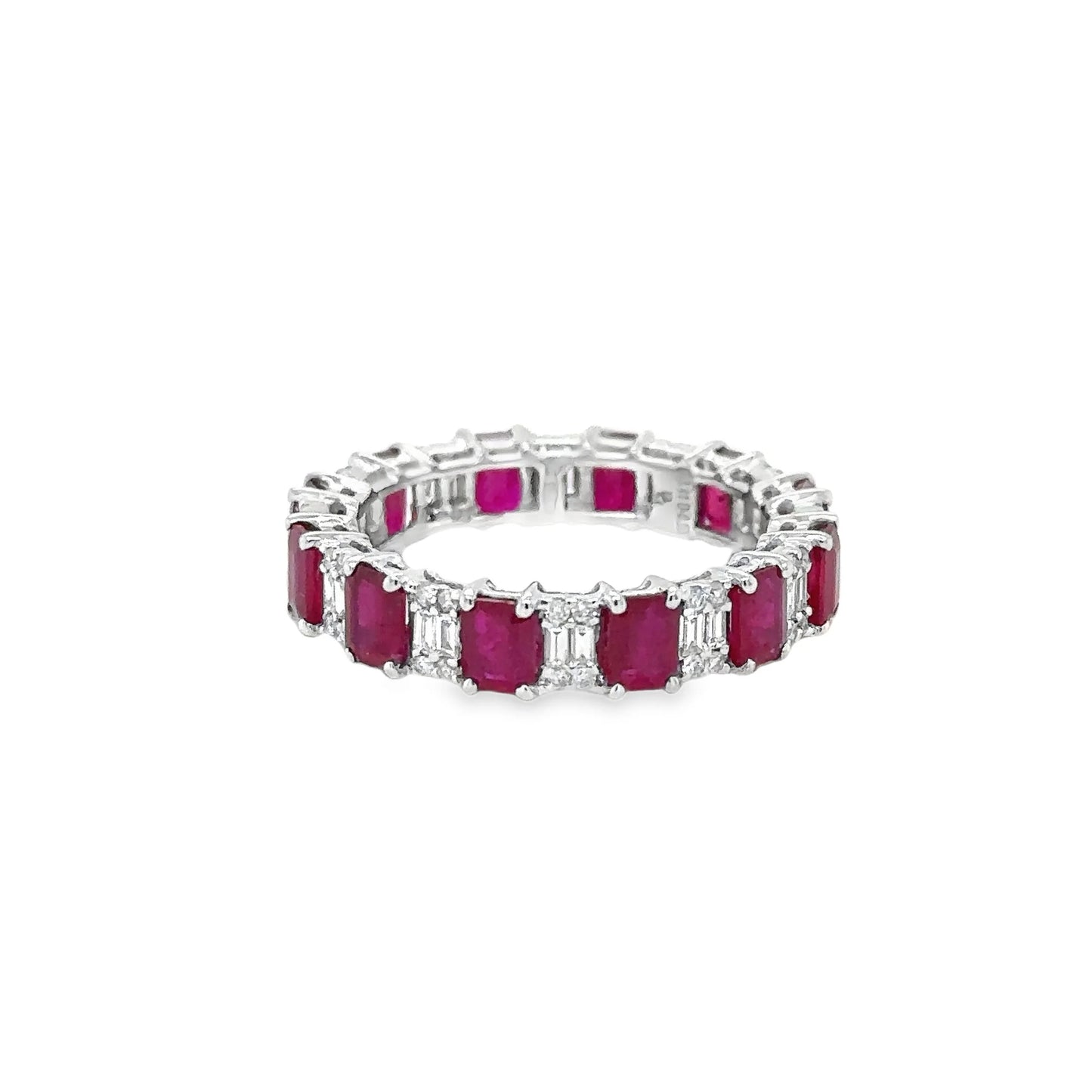 18KT WHITE GOLD RUBY AND DIAMONDS RING