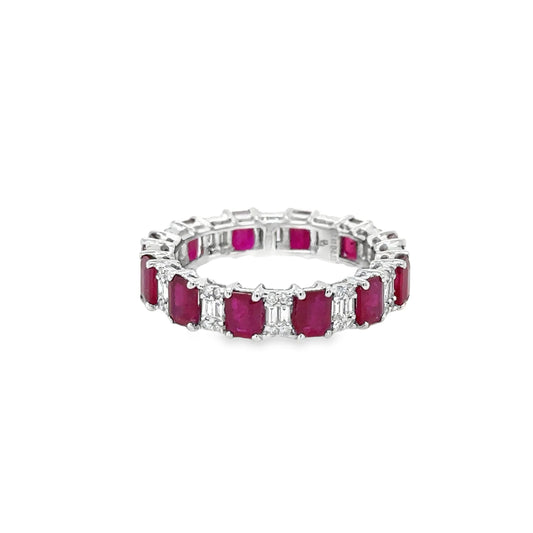18KT WHITE GOLD RUBY AND DIAMONDS RING