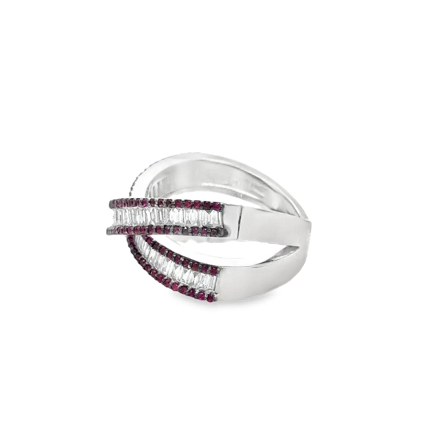 18KT WHITE GOLD RUBY AND DIAMONDS RING