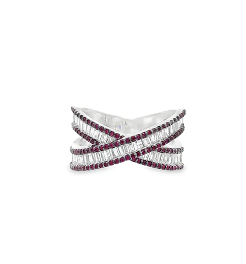 18KT WHITE GOLD RUBY AND DIAMONDS RING