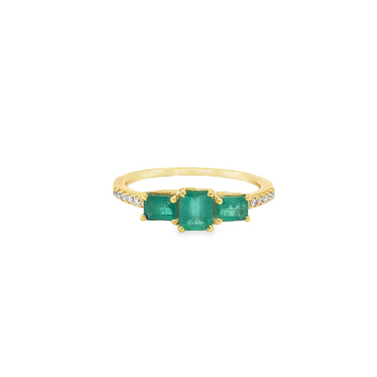 18KT YELLOW GOLD EMERALD AND DIAMONDS RING