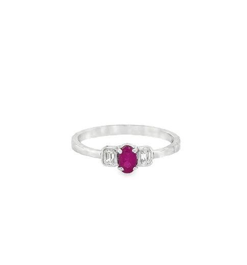 18KT YELLOW GOLD RUBY AND DIAMONDS RING