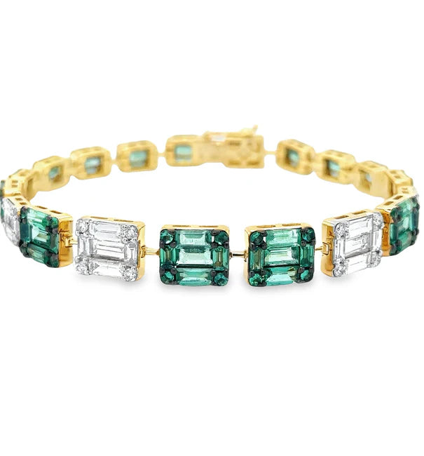 18KT YELLOW GOLD EMERALD AND DIAMONDS TENNIS BRACELET