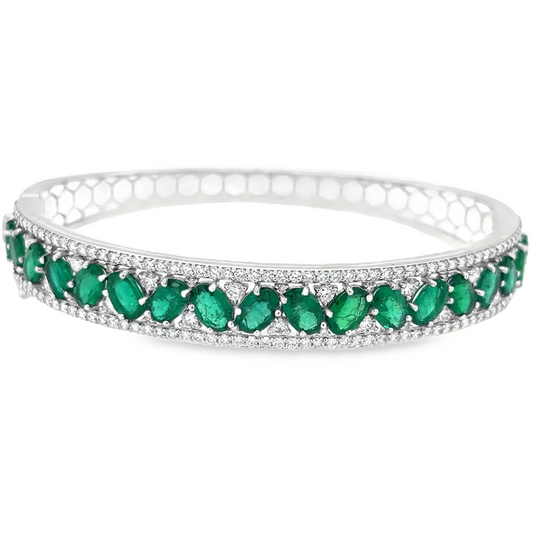 18K WHITE GOLD EMERALD AND DIAMOND BRACELET