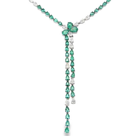18KT WHITE GOLD EMERALD AND DIAMOND NECKLACE