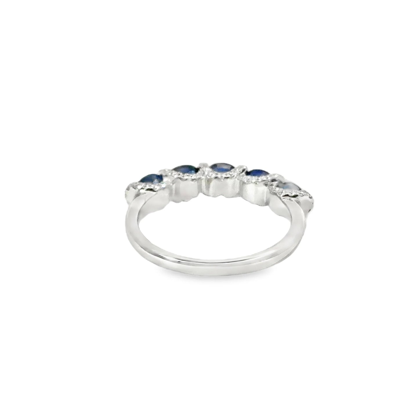 18KT WHITE GOLD SAPPHIRE AND DIAMOND RING