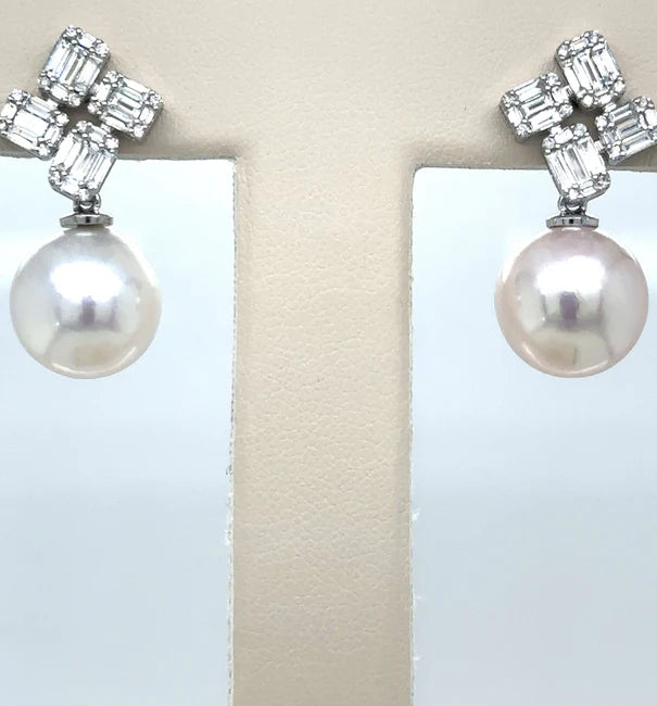 14KT WHITE GOLD FRESH WATER PEARL AND DIAMOND EARRING