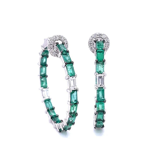 18KT WHITE GOLD EMERALD WITH DIAMONDS EARING