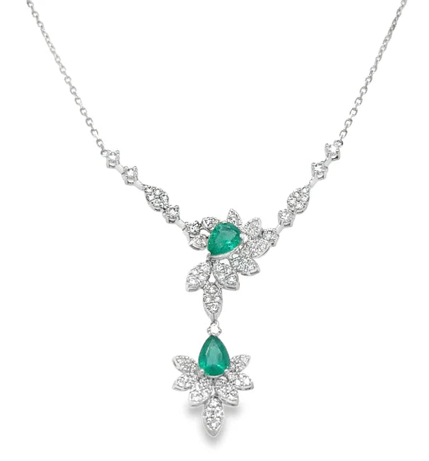 18KT WHITE GOLD EMERALD AND DIAMOND NECKLACE