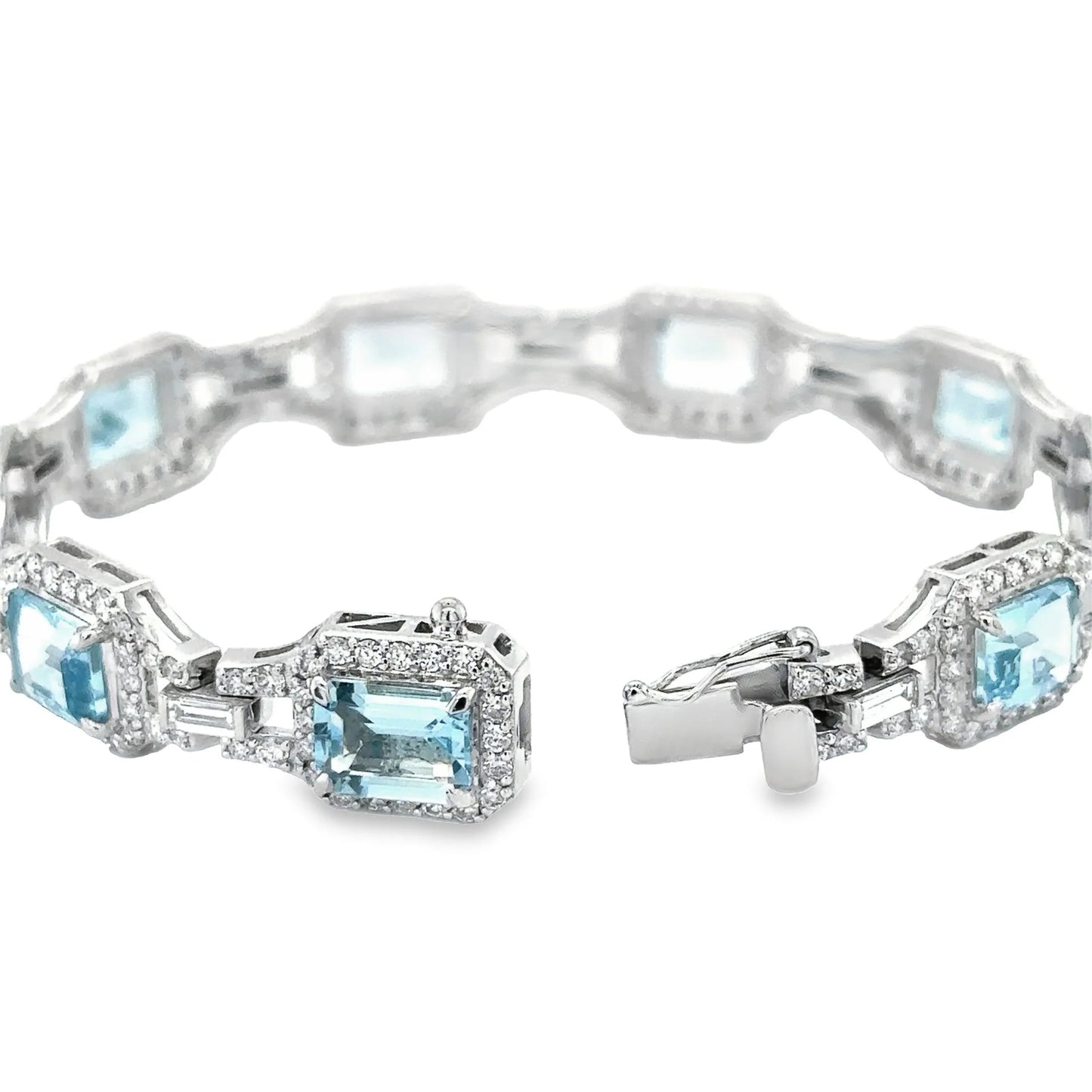 14KT WHITE GOLD AQUAMARINE AND DIAMONDS TENNIS BRACELET