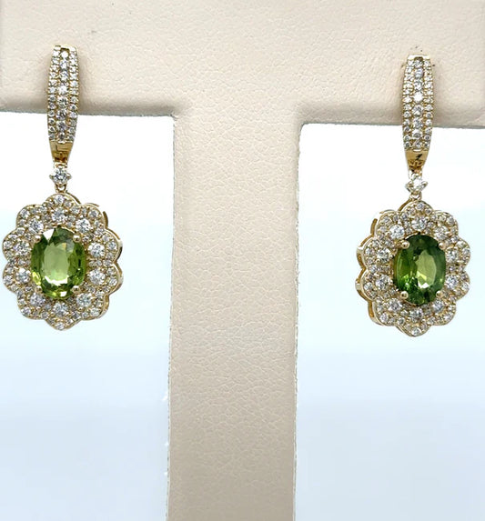 14KT YELLOW GOLD EMERALD AND DIAMOND EARRING
