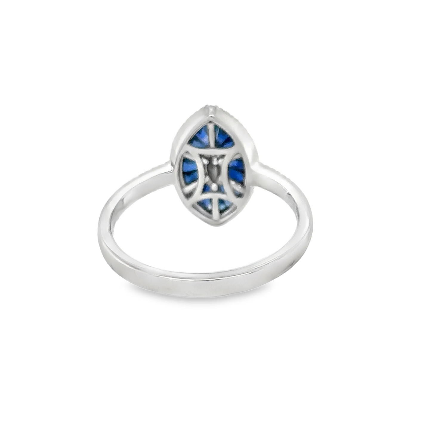 14KT WHITE GOLD BLUE SAPPHIRE AND DIAMONDS MARQUISE RING