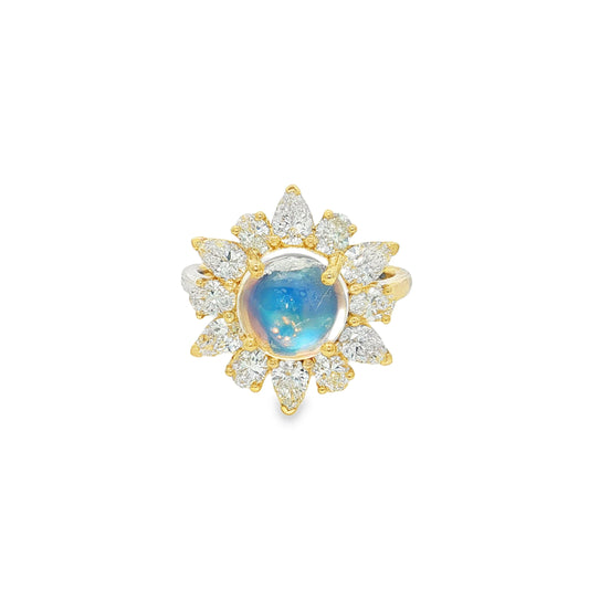 14KT YELLOW GOLD RAINBOW MOONSTONE AND DIAMONDS RING