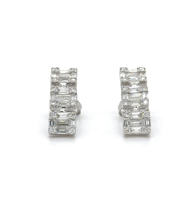 18KT WHITE GOLD DIAMONDS EARRING