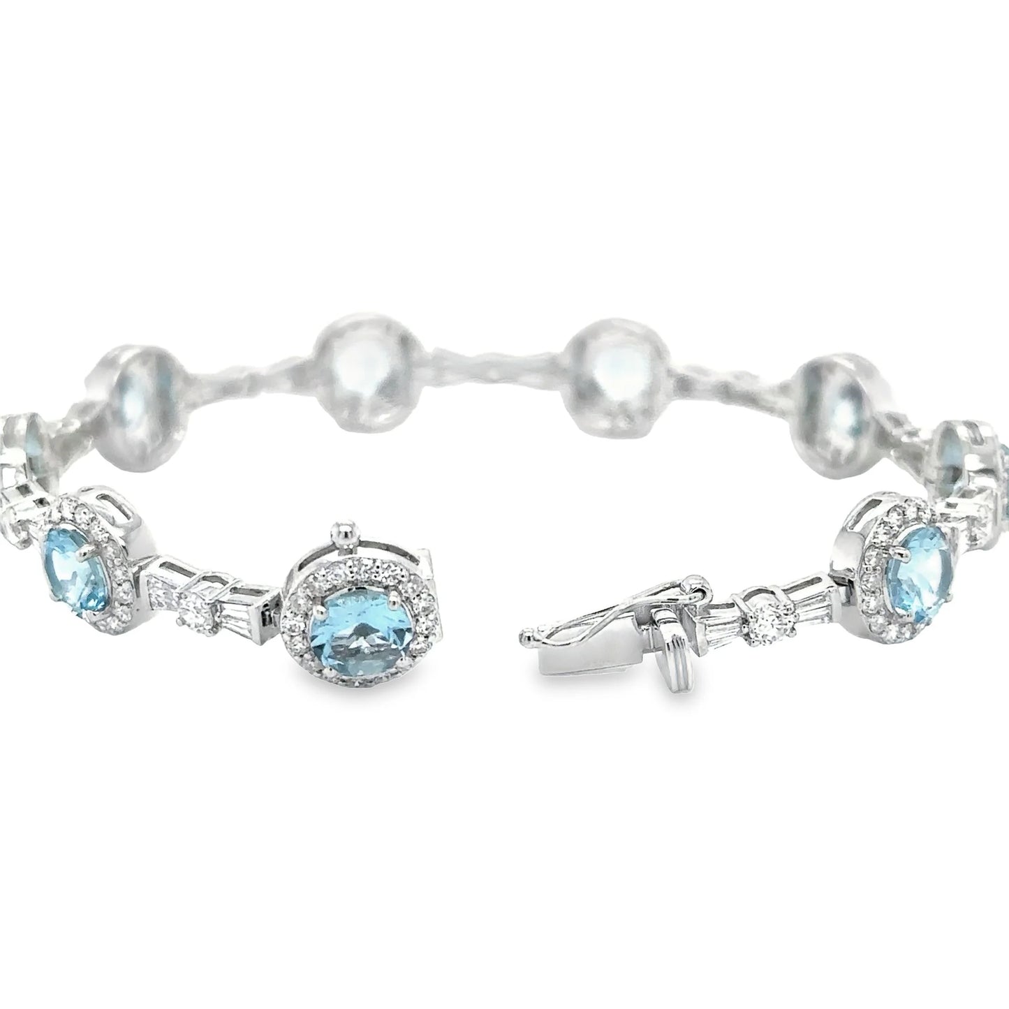14KT WHITE GOLD AQUAMARINE AND DIAMONDS TENNIS BRACELET