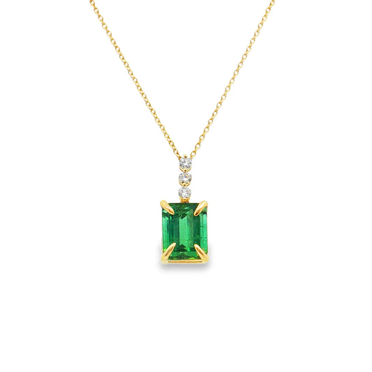 14KT YELLOW GOLD GREEN TOURMALINE AND DIAMOND NECKLACE