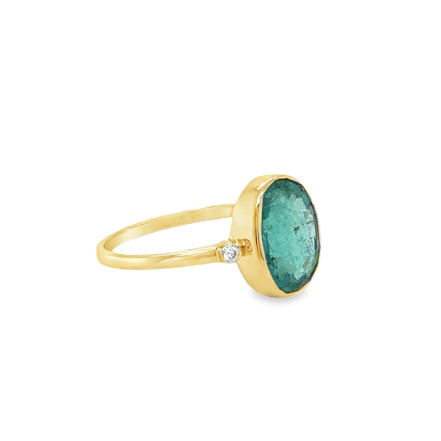 14KT YELLOW GOLD EMERALD AND DIAMOND OVAL SHAPE RING