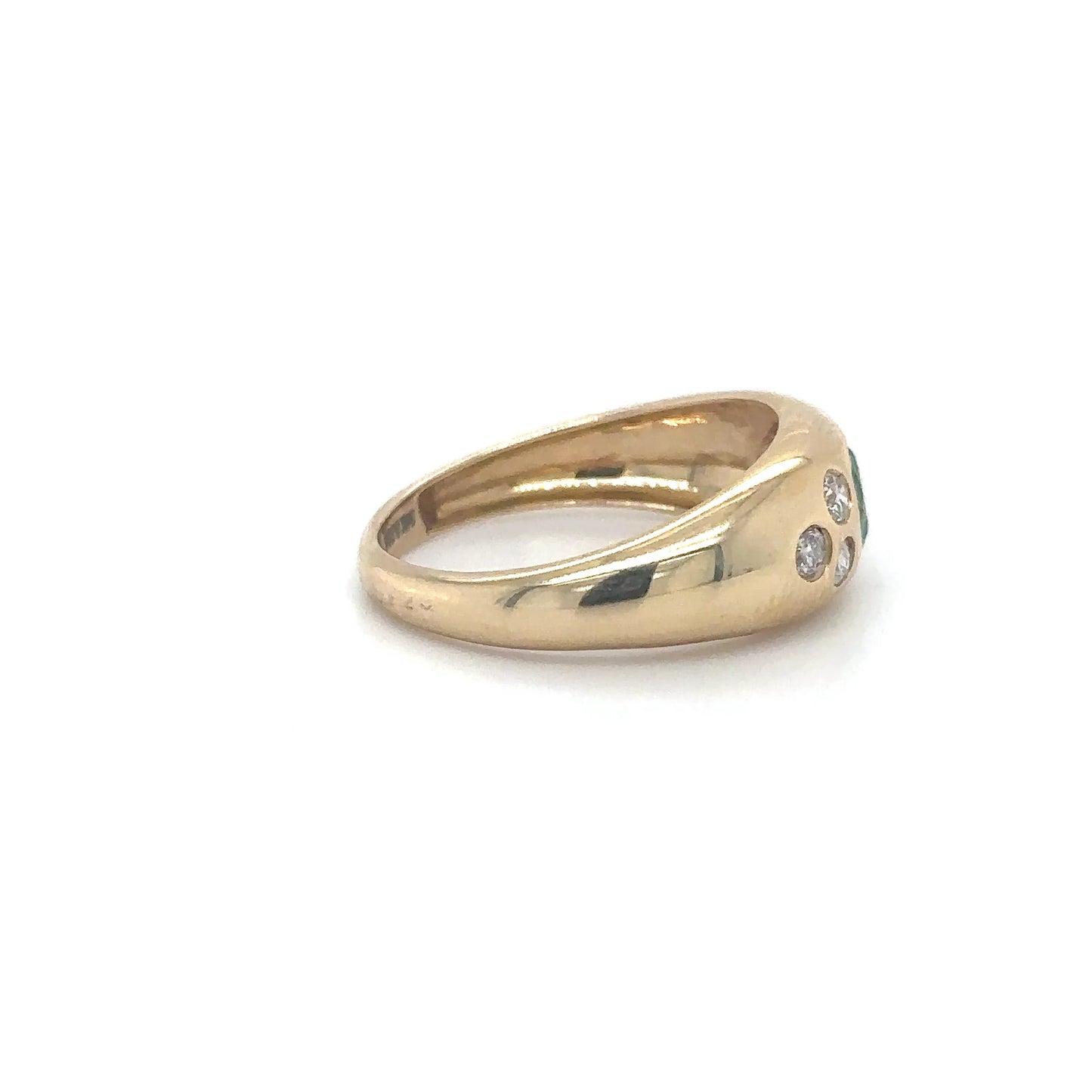 14KT YELLOW GOLD EMERALD AND DIAMONDS RING