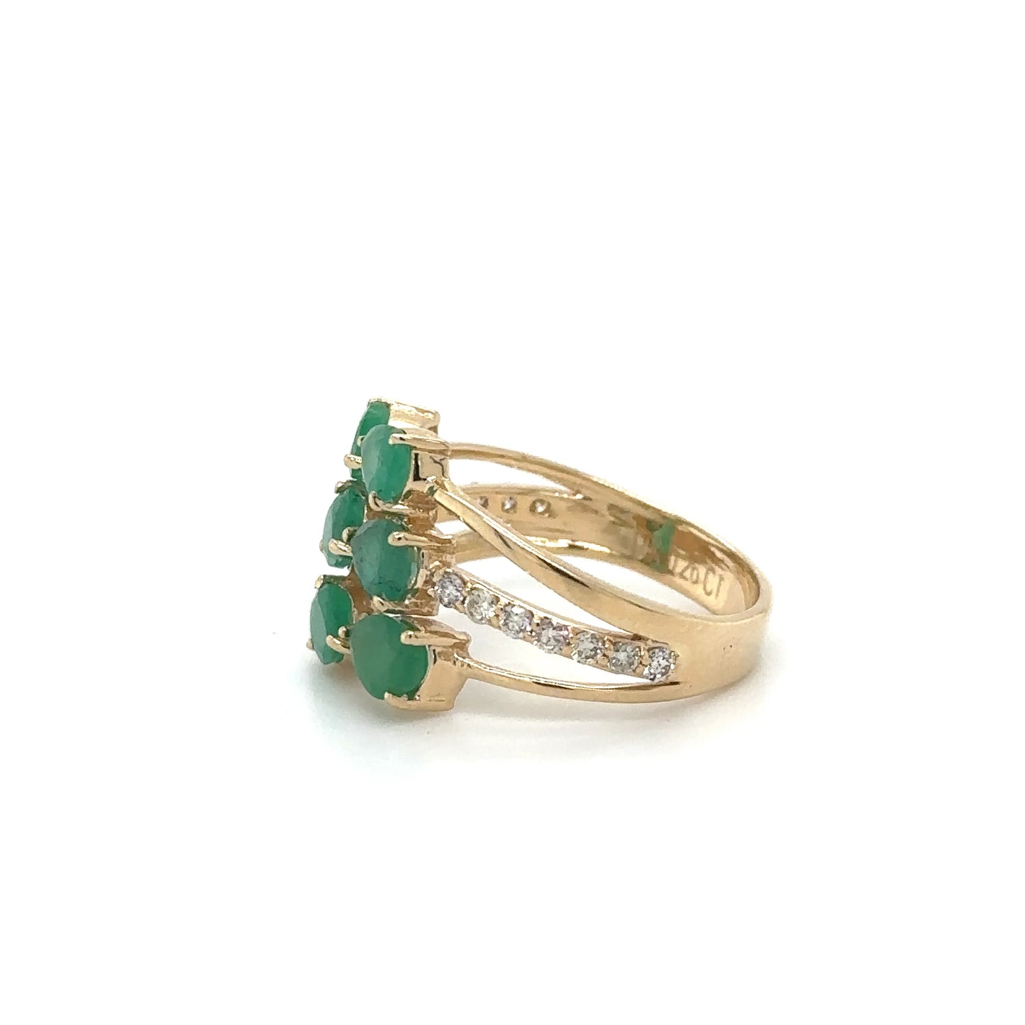 YELLOW GOLD EMERALD DIAMOND RING