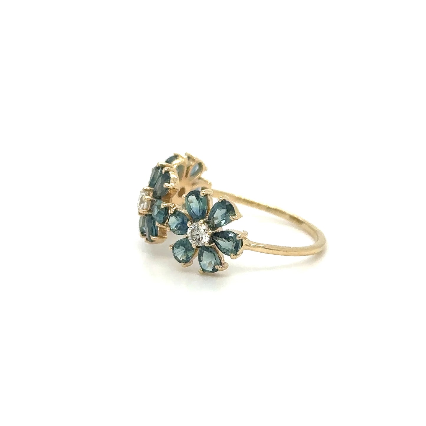 14K FLOWER RING WITH SAPPHIRE AND DIAMONDS