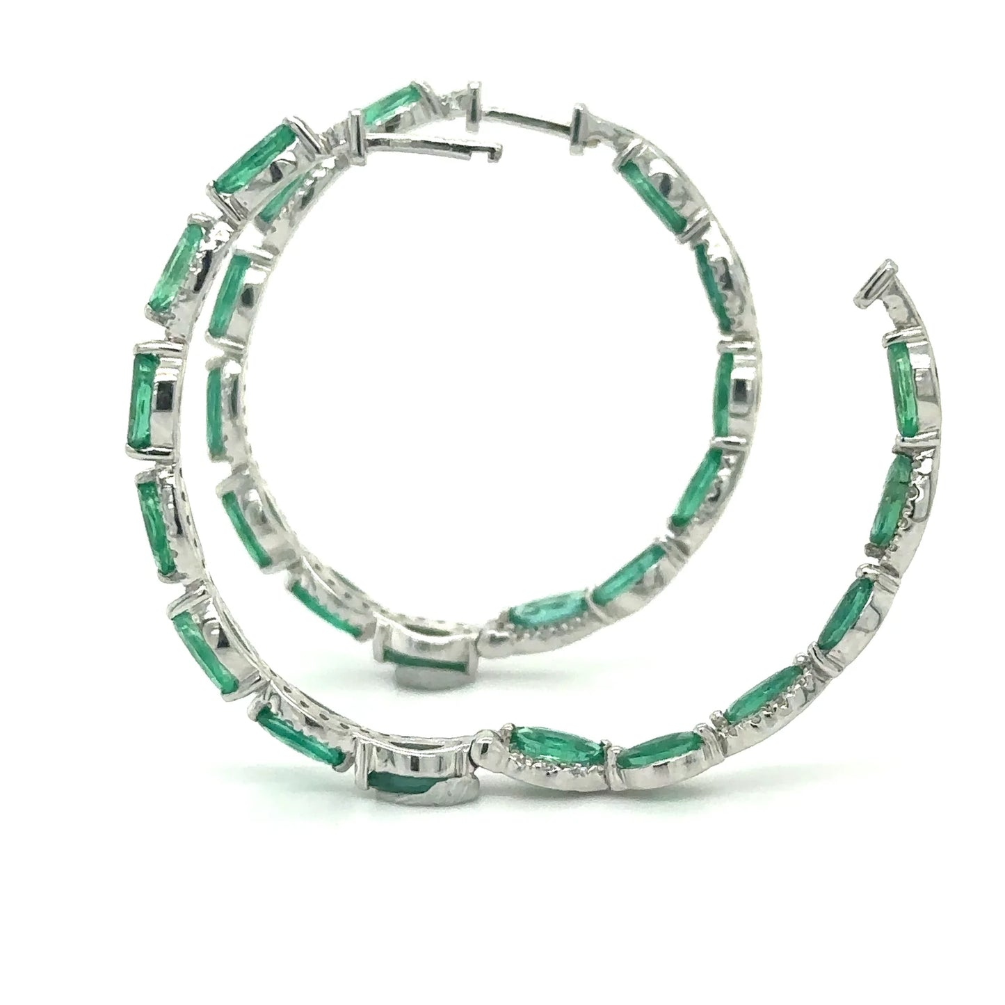 18K WHITE GOLD EMERALD AND DIAMOND HOOP EARRING