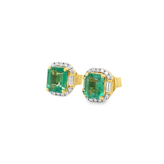 14KT YELLOW GOLD DIAMOND AND EMERALD EARRING STUDS