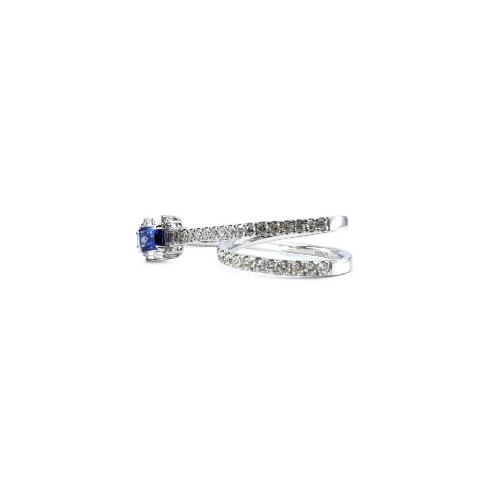 18KT WHITE GOLD BLUE SAPPHIRE AND DIAMOND RING