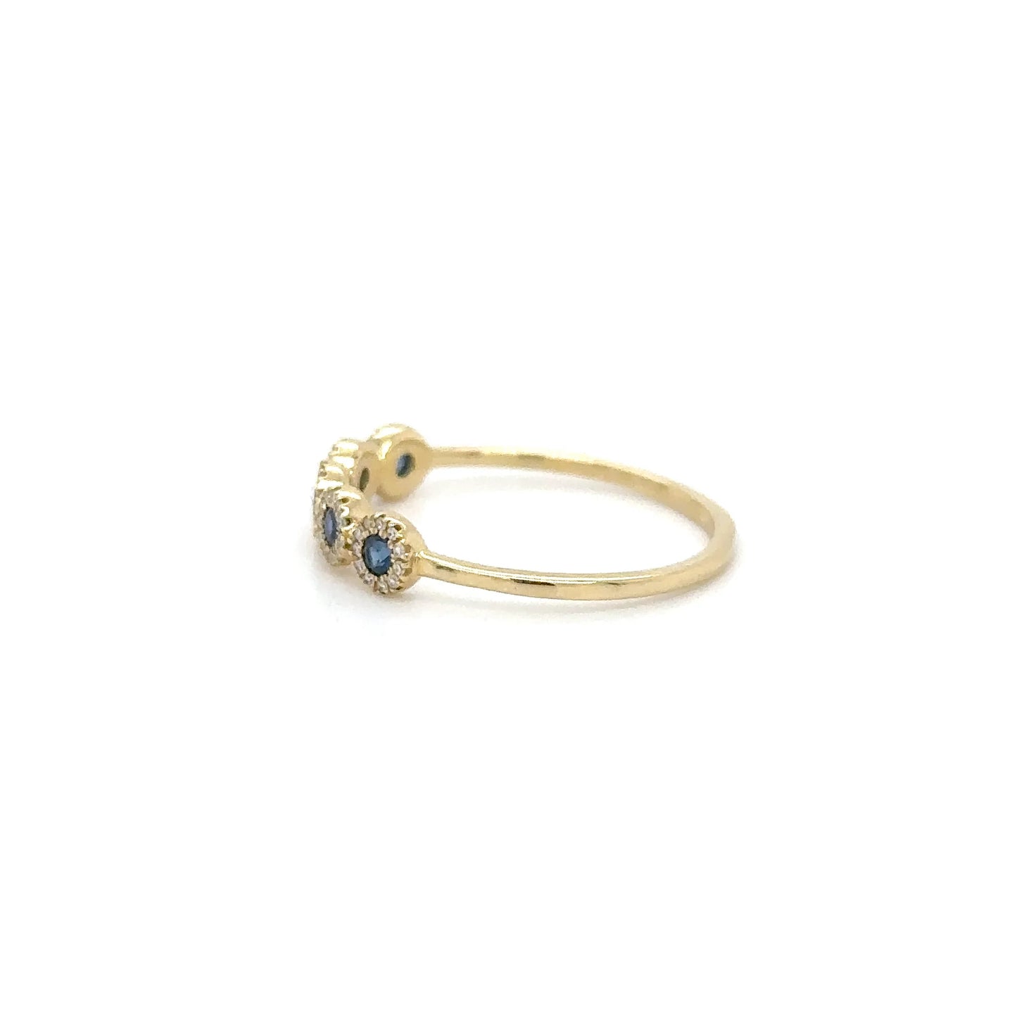 14KT YELLOW GOLD SAPPHIRE AND DIAMONDS RING
