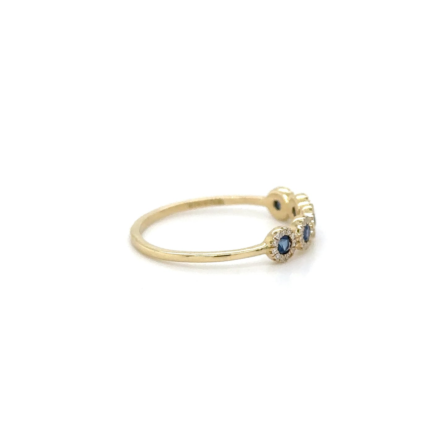 14KT YELLOW GOLD SAPPHIRE AND DIAMONDS RING