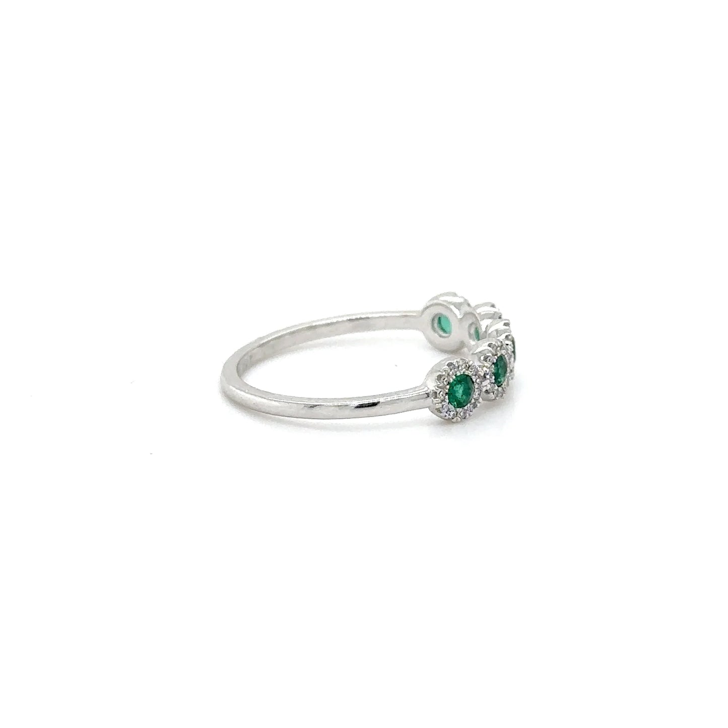 14KT WHITE GOLD EMERALD AND DIAMONDS RING