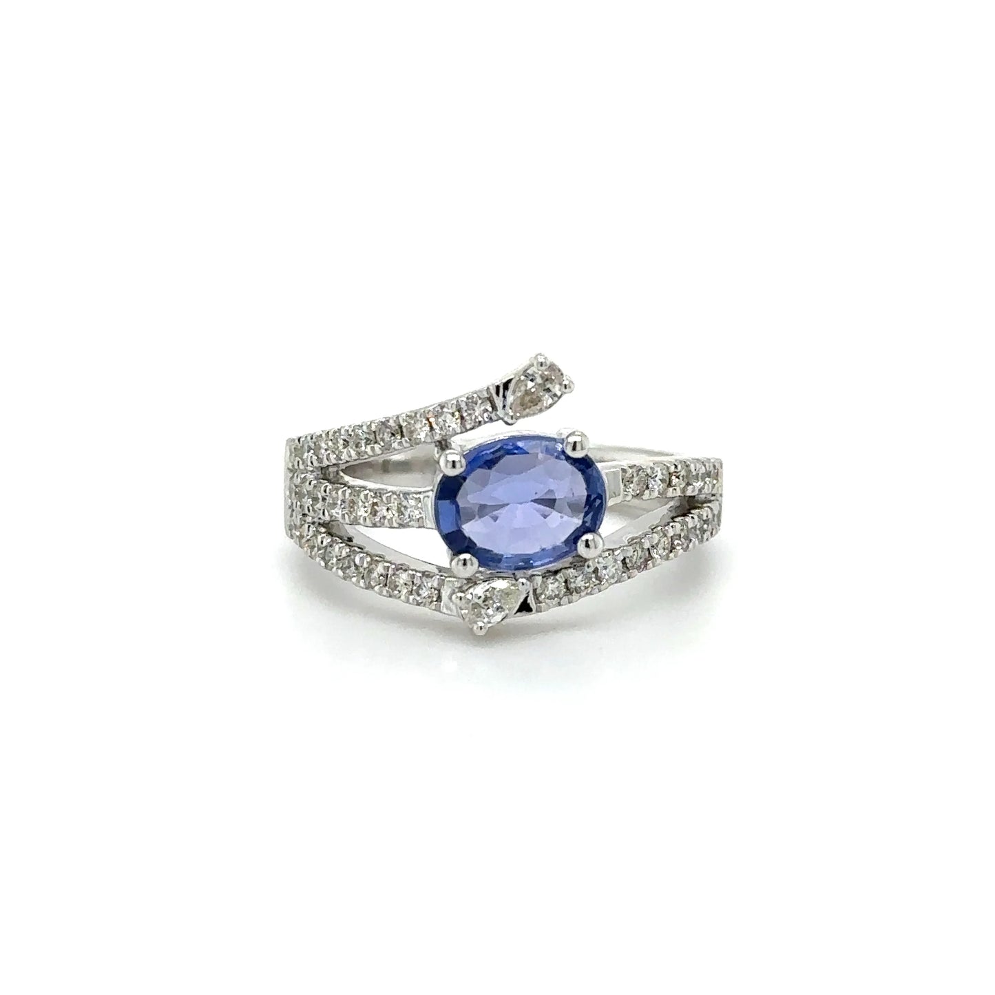 14KT WHITE GOLD SAPPHIRE AND DIAMOND RING