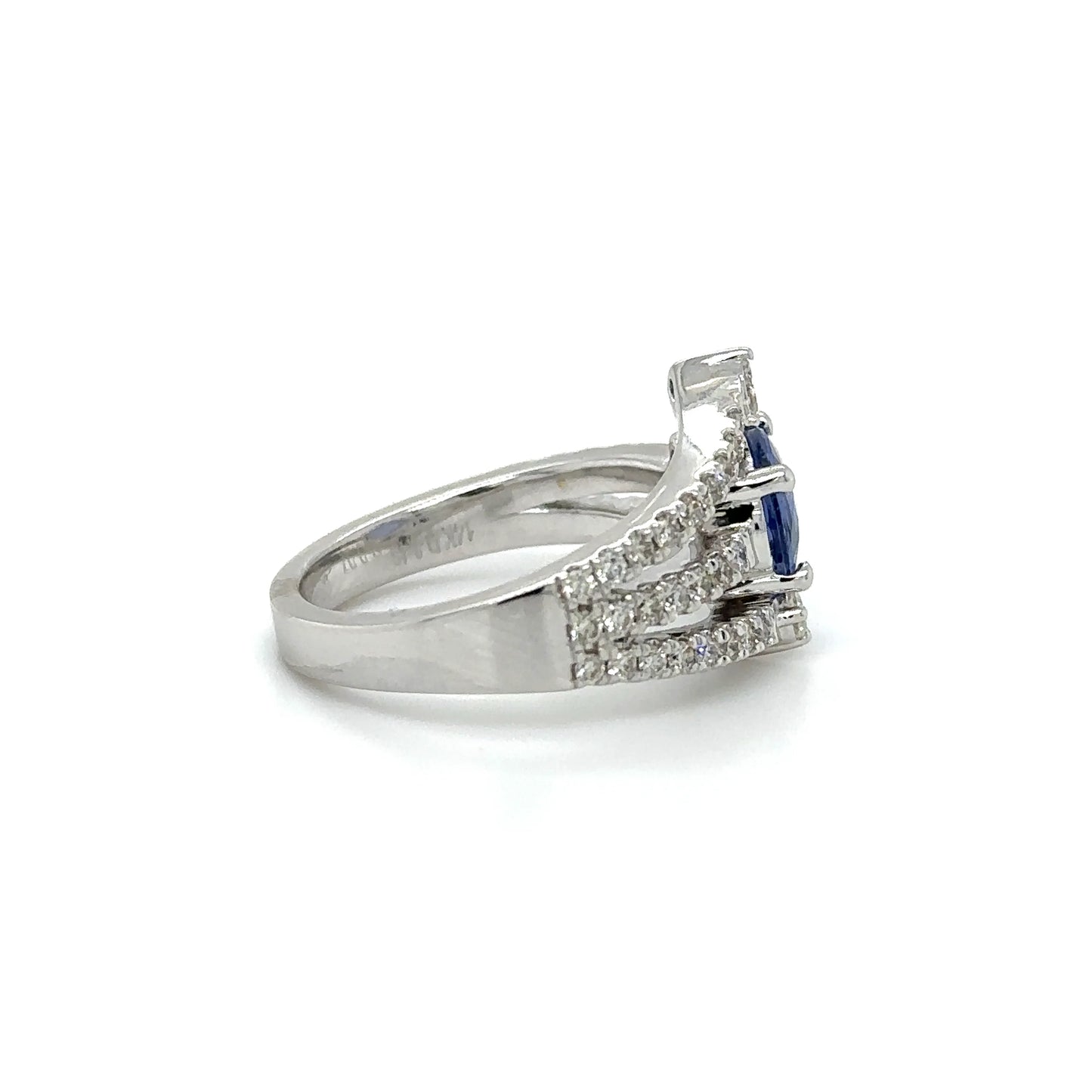 14KT WHITE GOLD SAPPHIRE AND DIAMOND RING