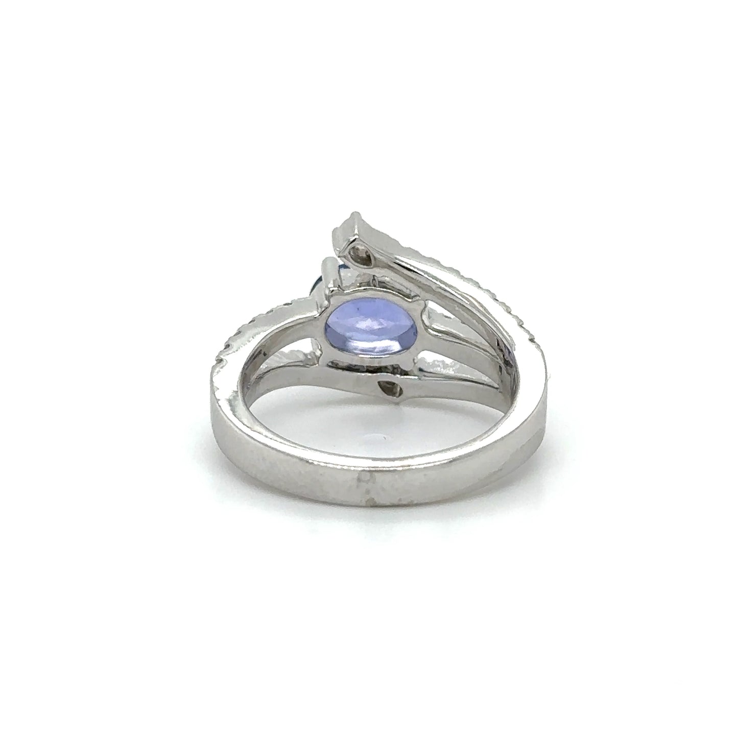 14KT WHITE GOLD SAPPHIRE AND DIAMOND RING