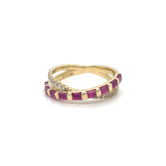 14KT YELLOW GOLD PINK SAPPHIRE AND DIAMONDS RING