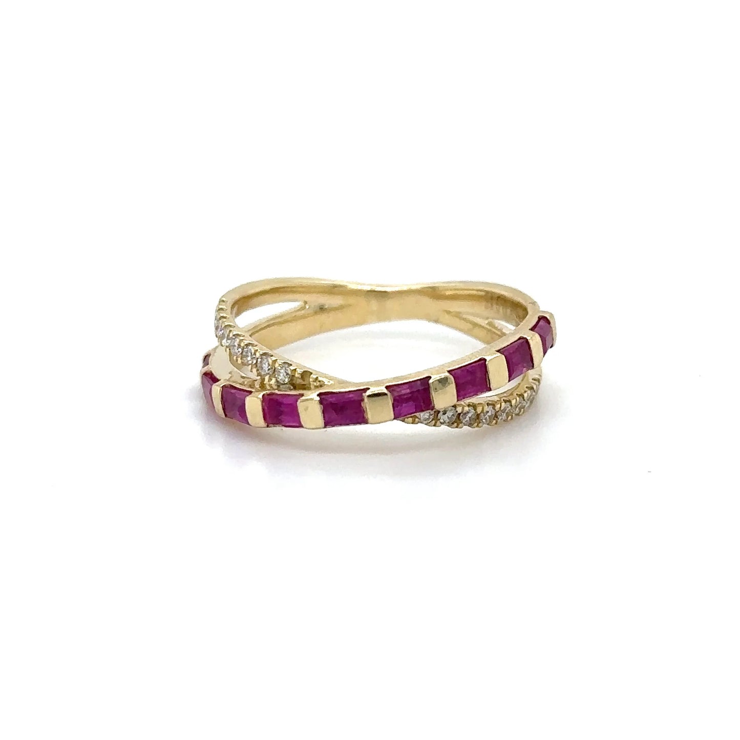 14KT YELLOW GOLD RUBY AND DIAMONDS RING