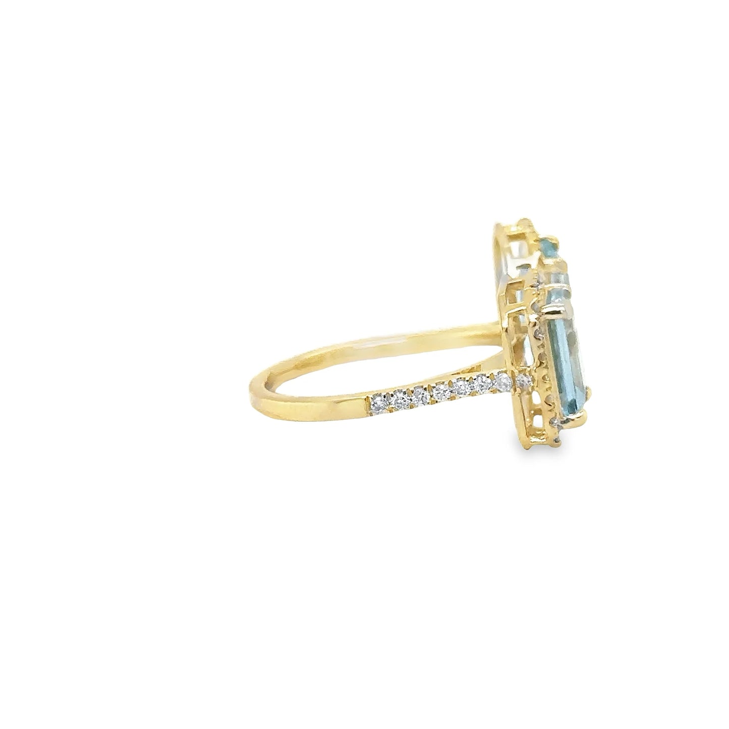 14KT YELLOW GOLD AQUAMARINE RING WITH DIAMONDS