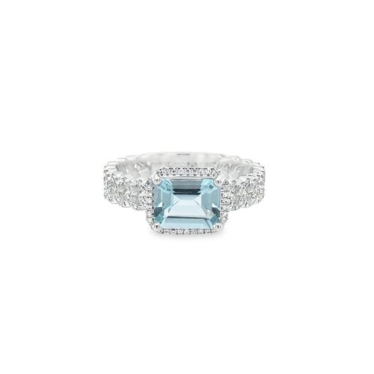14KT WHITE GOLD AQUAMARINE RING WITH DIAMONDS