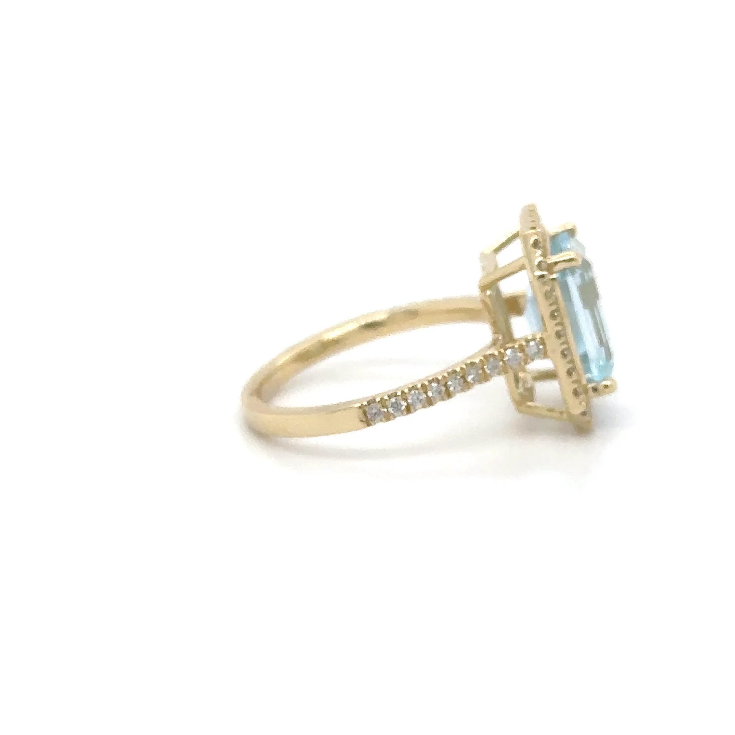 14KT YELLOW GOLD EMERALD SHAPE SKY BLUE TOPAZ AND DIAMONDS RING